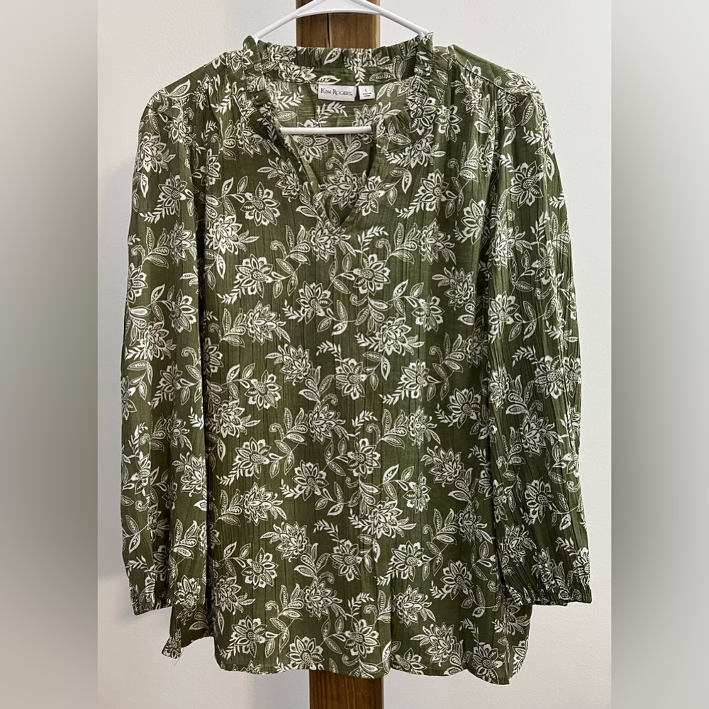 Kim Rogers top‎